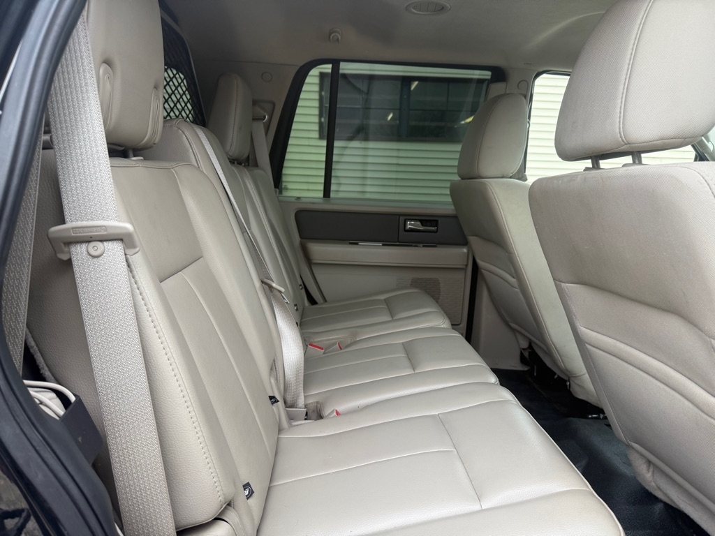 Ford Expedition XL 4WD 2012