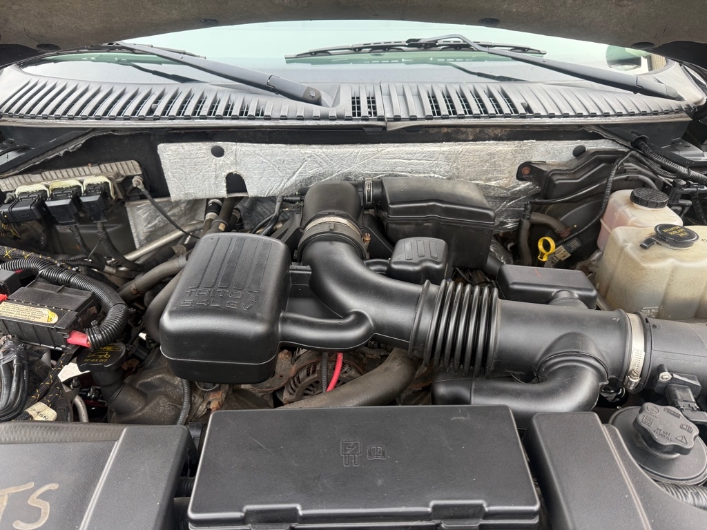 Ford Expedition XL 4WD 2012