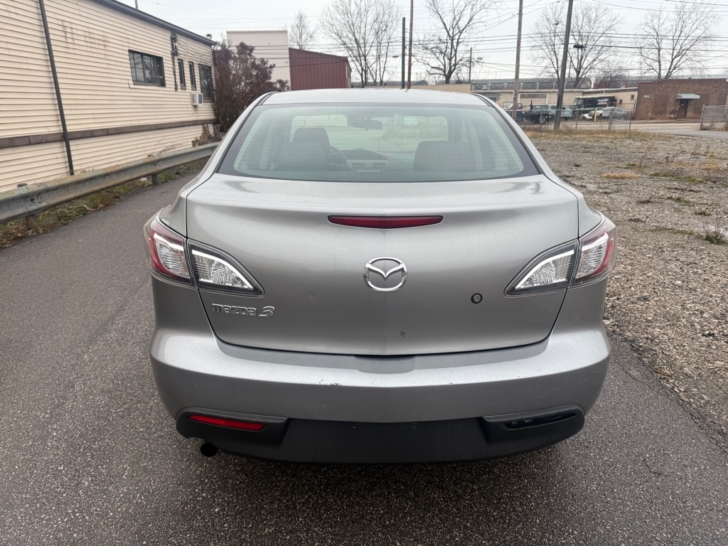 Mazda MAZDA3 i Sport 4-Door 2011