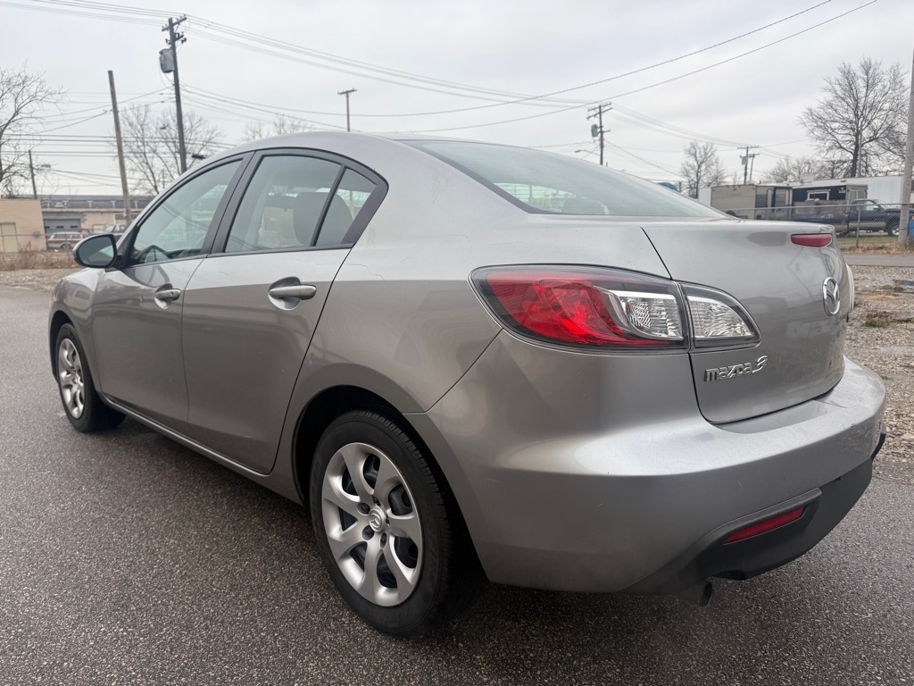 Mazda MAZDA3 i Sport 4-Door 2011