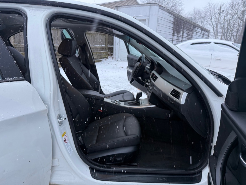 BMW 3-Series 328xi 2007