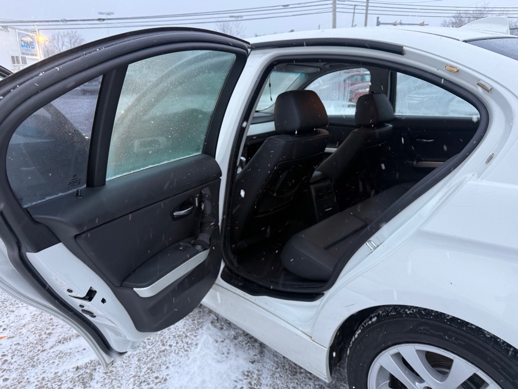 BMW 3-Series 328xi 2007