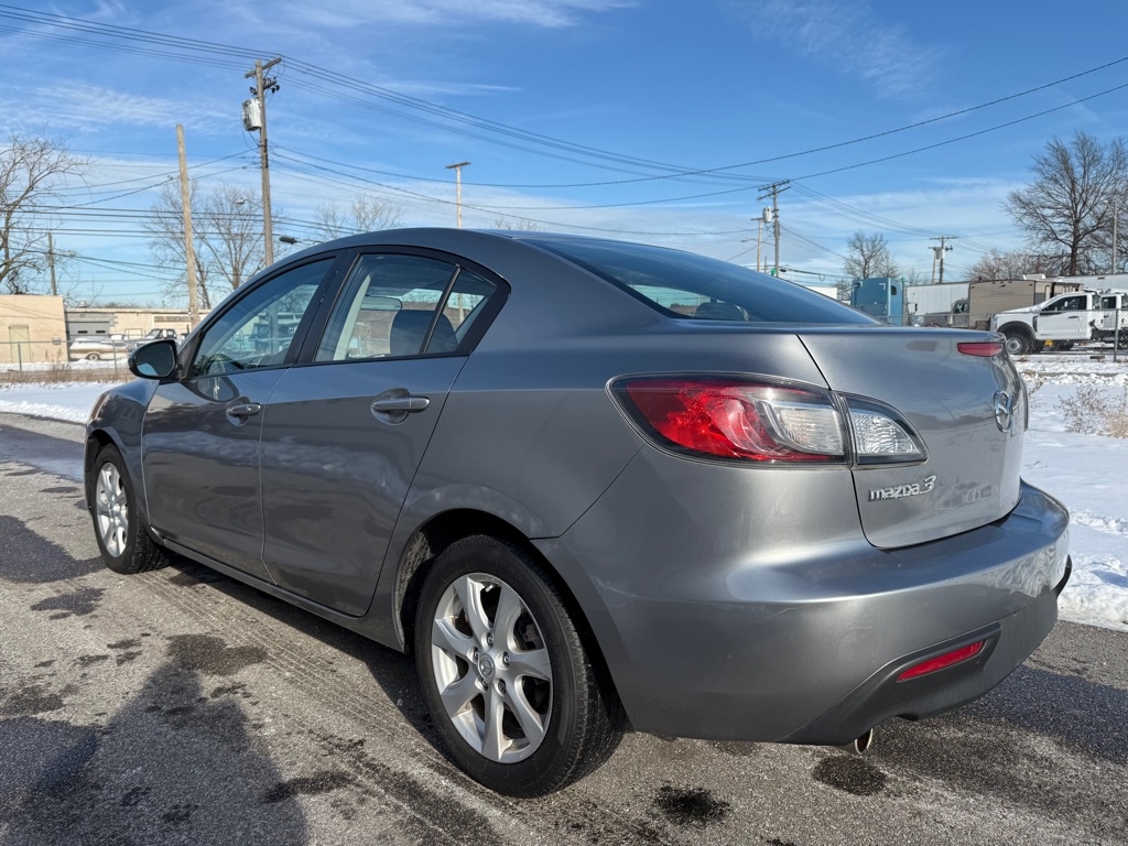 Mazda MAZDA3 i SV 4-Door 2010
