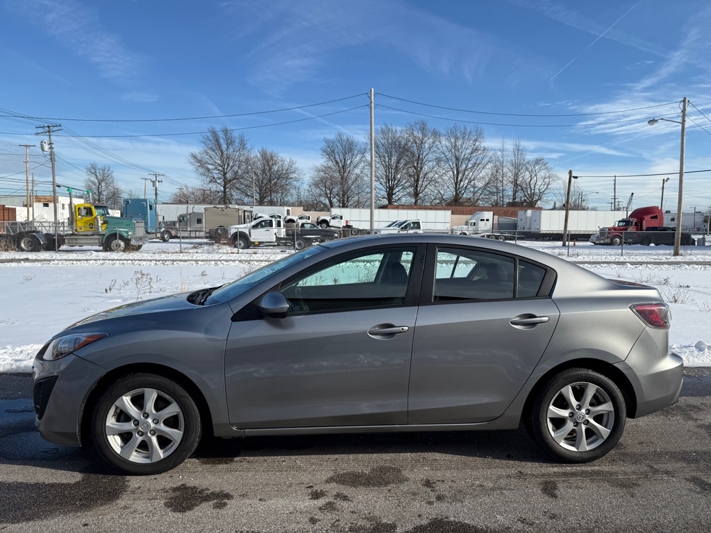 Mazda MAZDA3 i SV 4-Door 2010