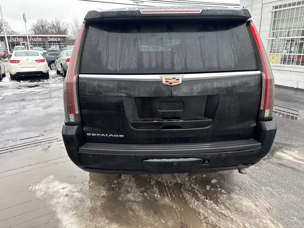 Cadillac Escalade ESV Premium 4WD 2016