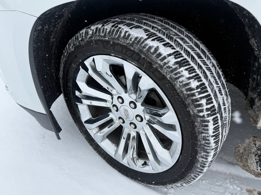 Cadillac Escalade Platinum 4WD 2016