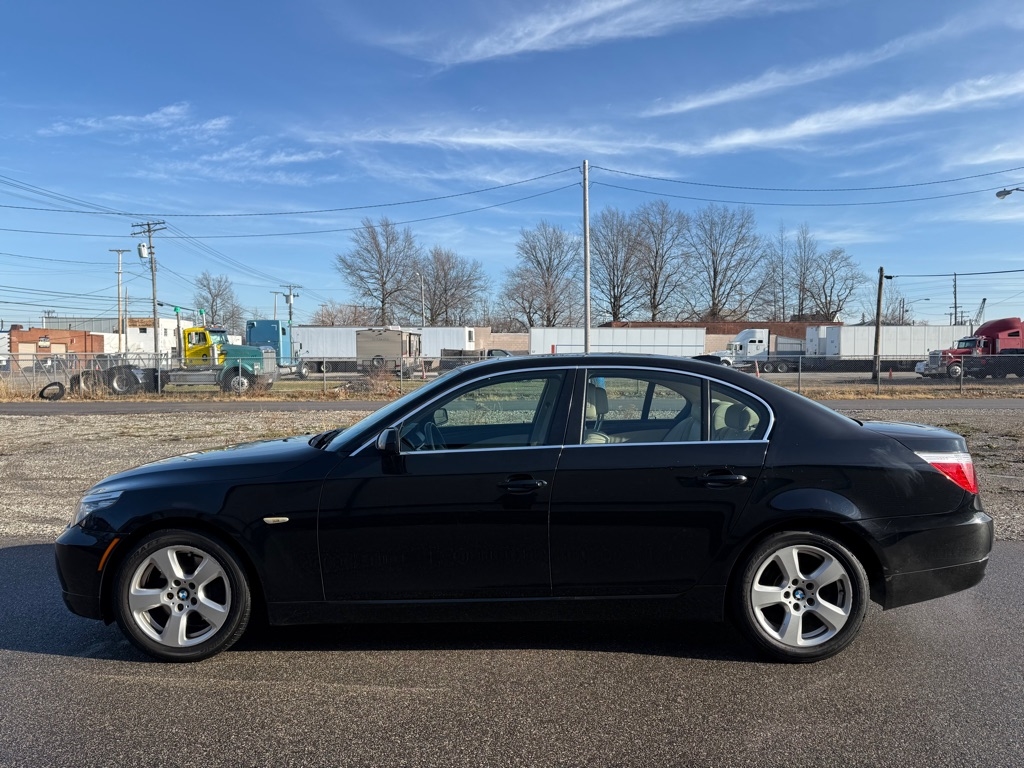 BMW 5-Series 535xi 2008