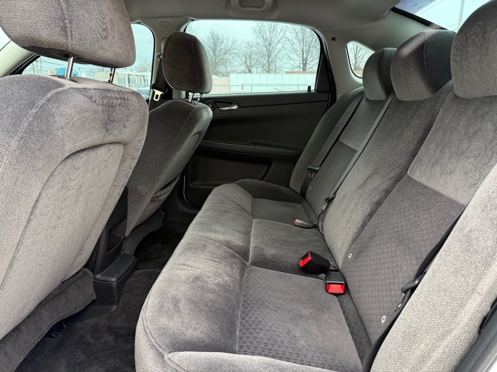 Chevrolet Impala LS 2010