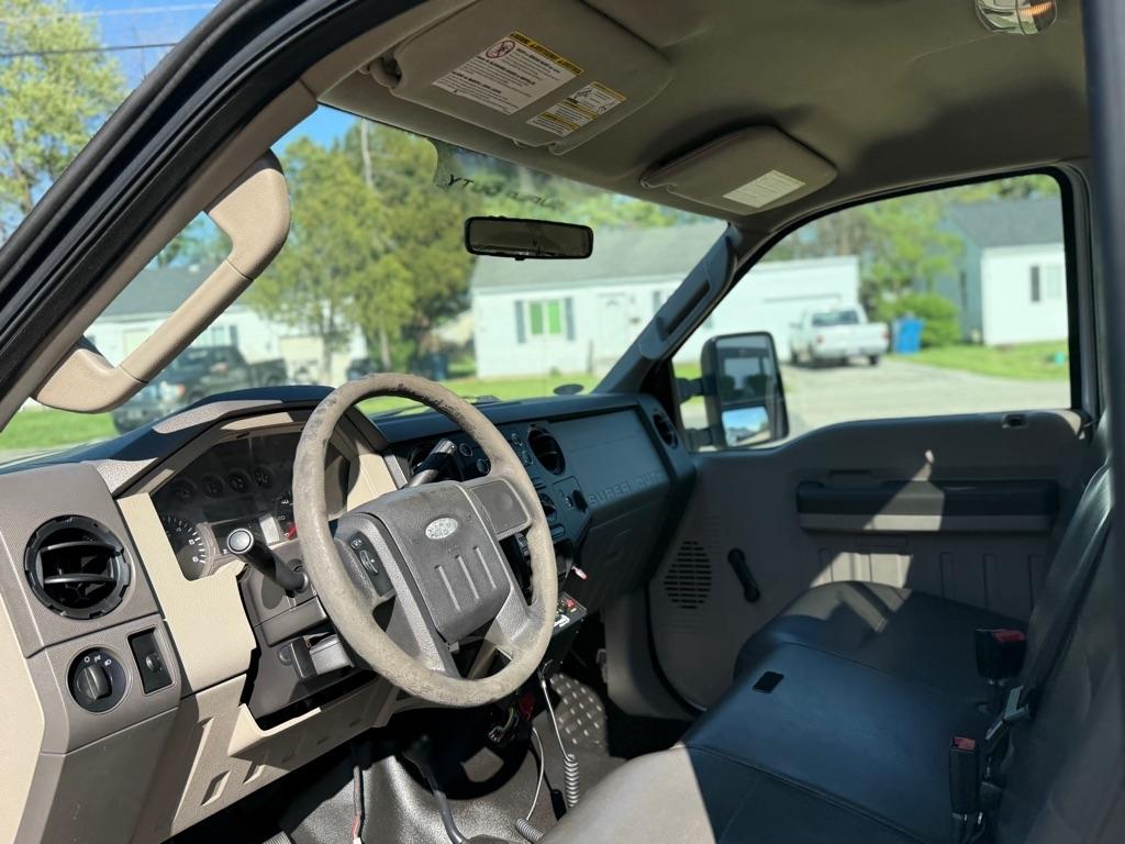 Ford F-350 SD XL 4WD 2009