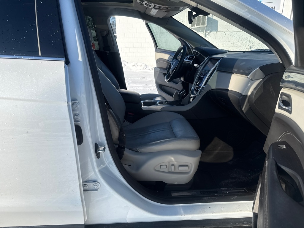 Cadillac SRX Performance Collection FWD 2016