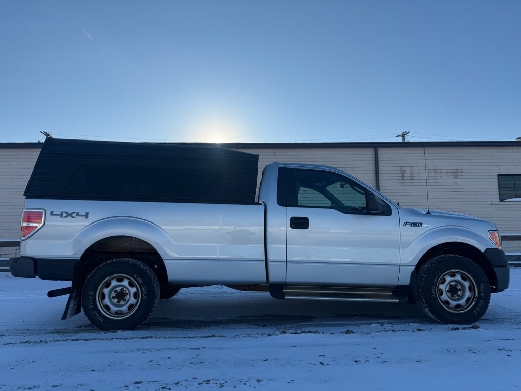 Ford F-150 XLT 8-ft. Bed 2WD 2013