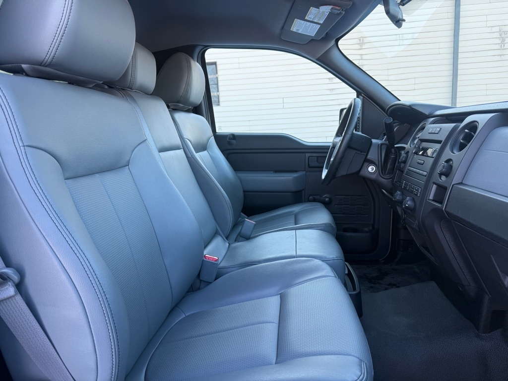 Ford F-150 XLT 8-ft. Bed 2WD 2013