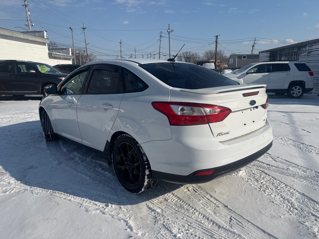 Ford Focus SE Sedan 2013