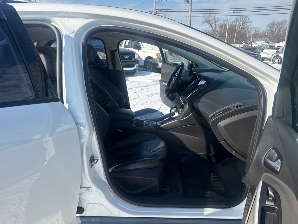 Ford Focus SE Sedan 2013