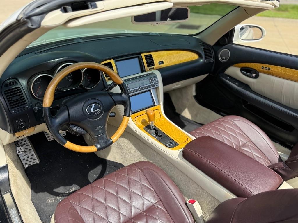 Lexus SC 430 Convertible 2002