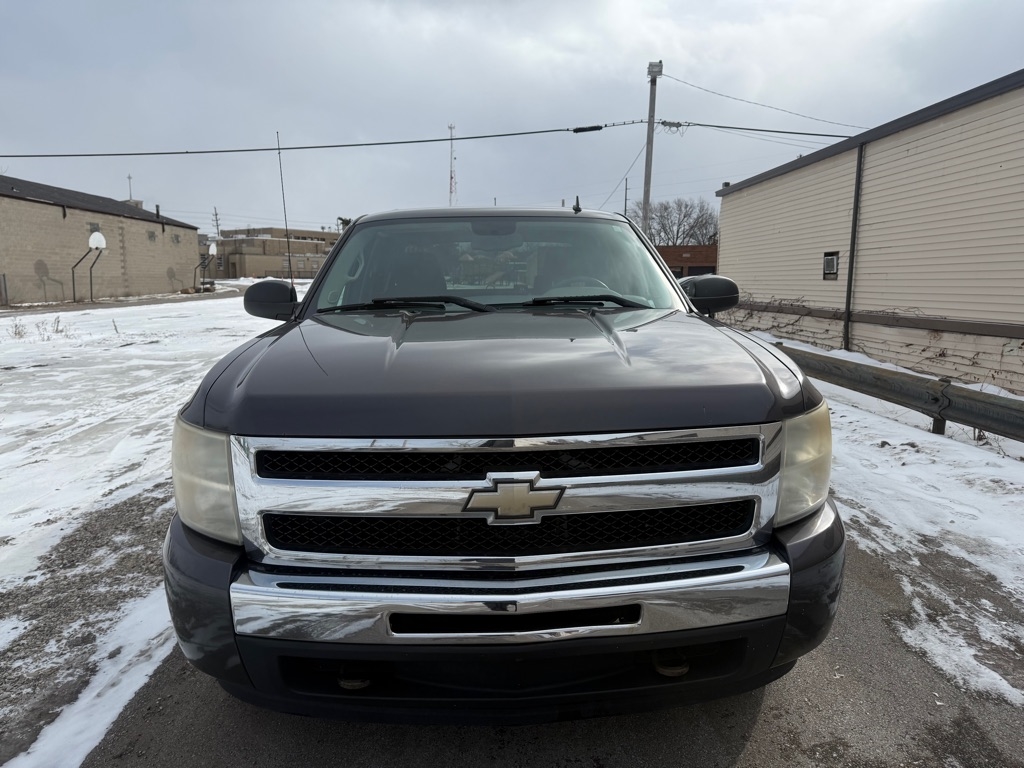 Chevrolet Silverado 1500 LS Crew Cab 4WD 2010