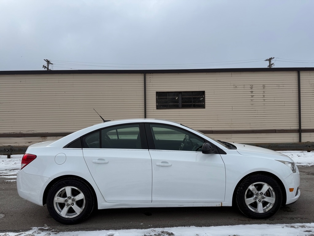 Chevrolet Cruze 1LT 2012