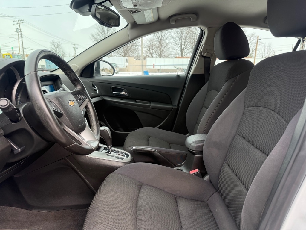 Chevrolet Cruze 1LT 2012