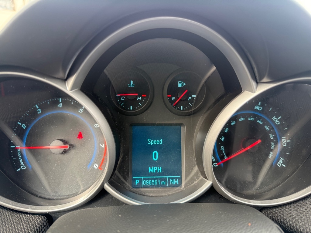 Chevrolet Cruze 1LT 2012