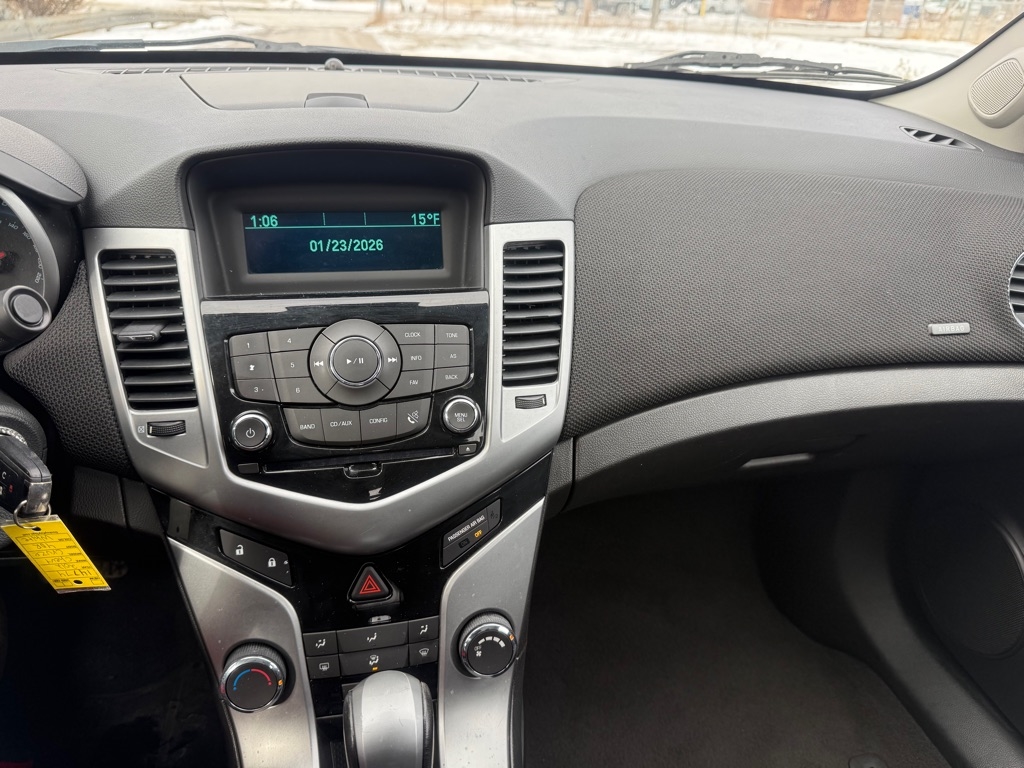 Chevrolet Cruze 1LT 2012