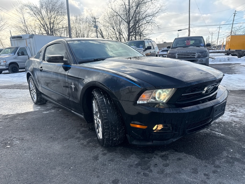 Ford Mustang V6 Coupe 2012