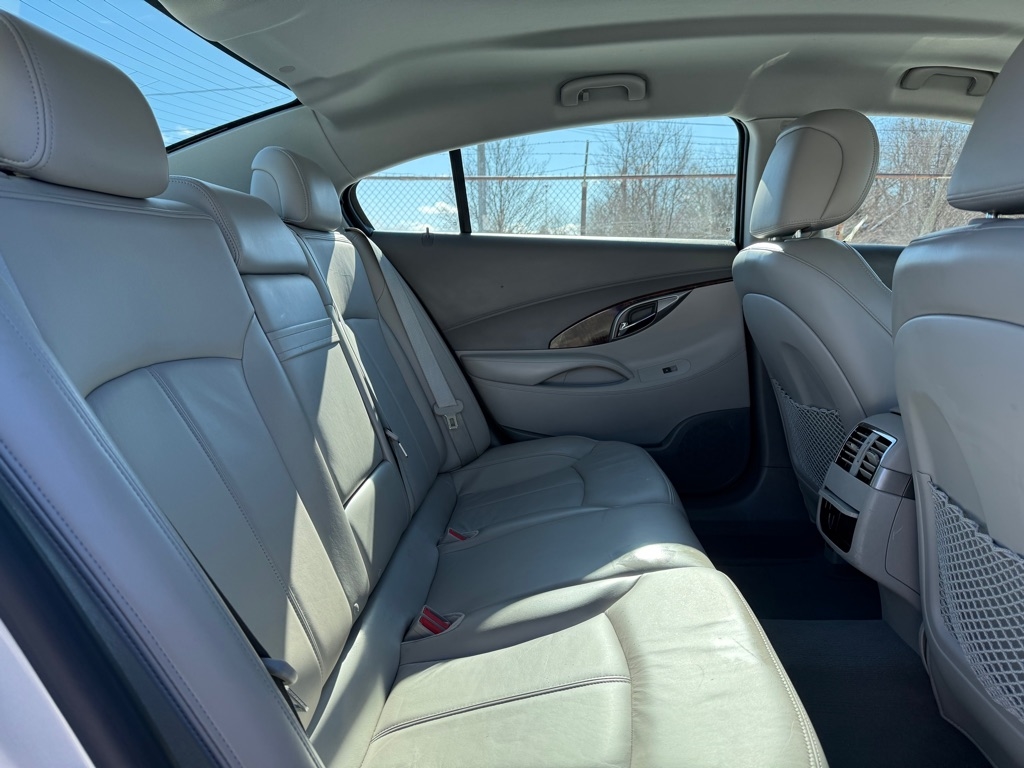 Buick LaCrosse CXL AWD 2011