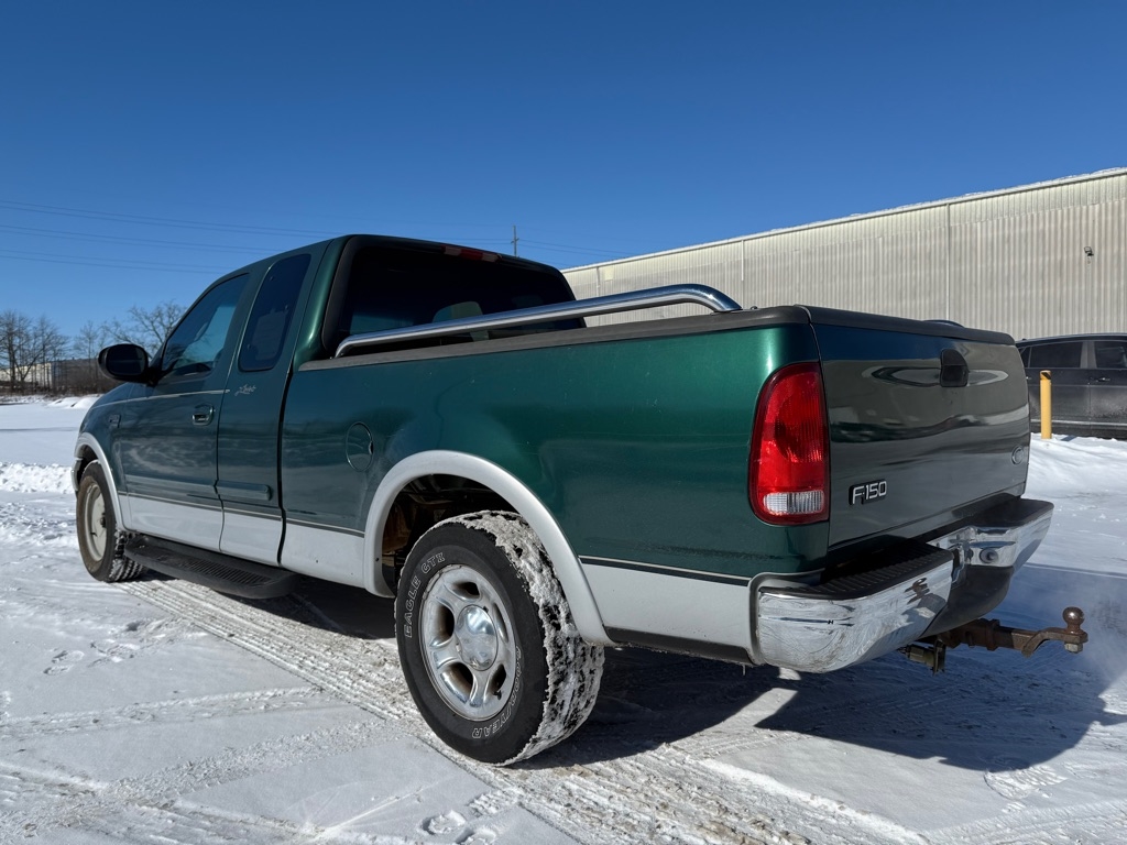Ford F-150 Lariat SuperCab Short Bed 2WD 2000