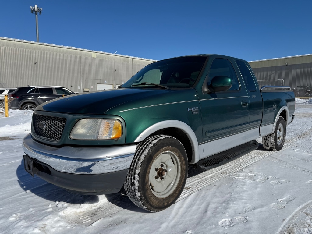 Ford F-150 Lariat SuperCab Short Bed 2WD 2000