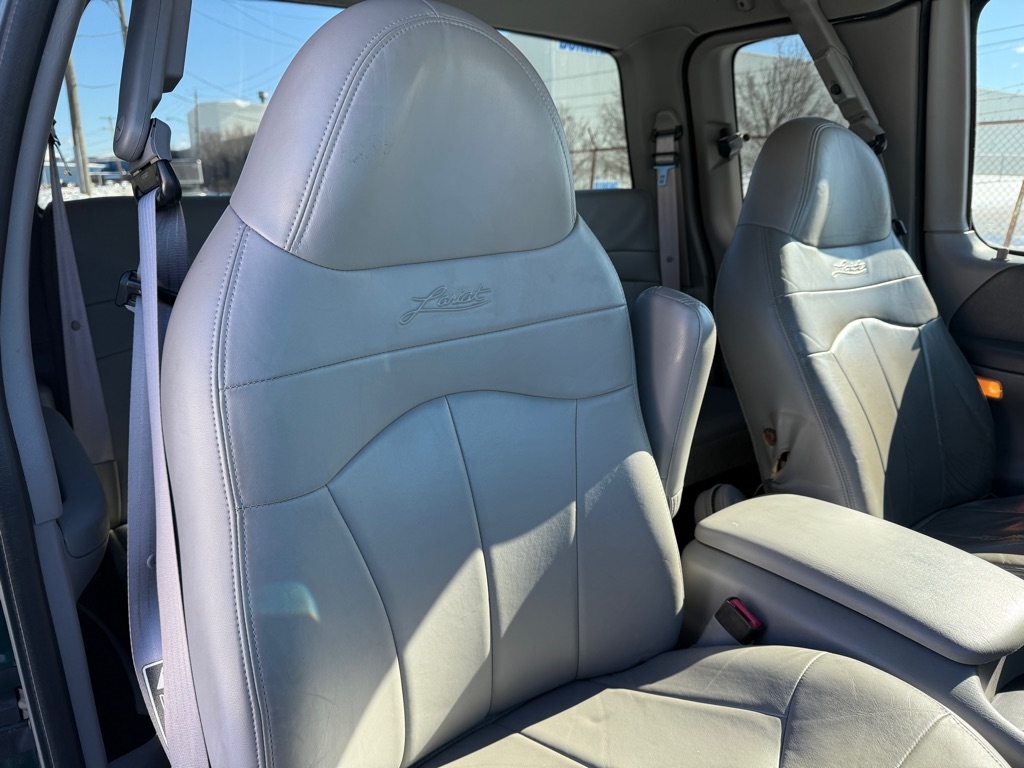 Ford F-150 Lariat SuperCab Short Bed 2WD 2000