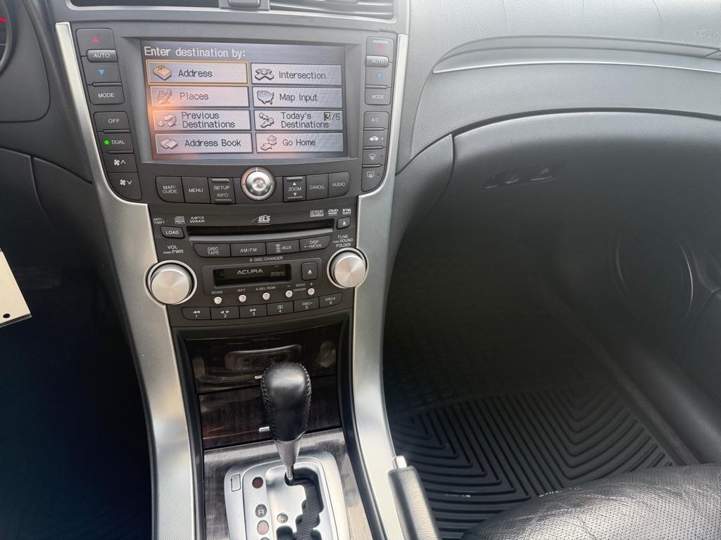 Acura TL 5-Speed AT with Navigation System 2008