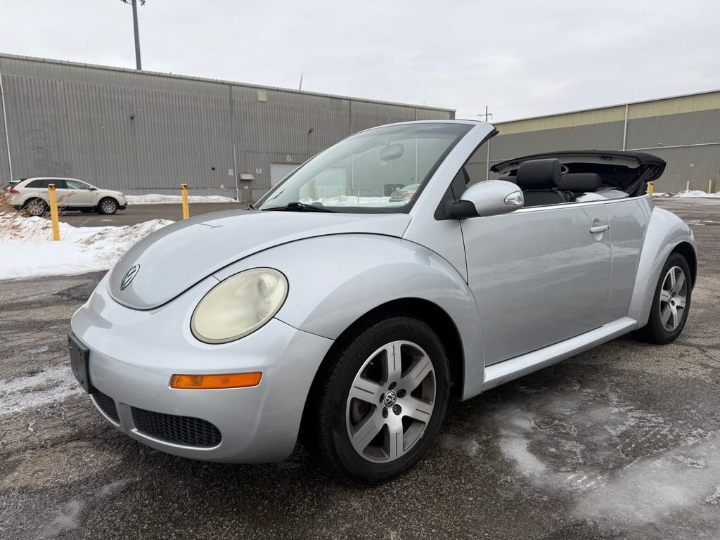 Volkswagen New Beetle 2.5L PZEV Convertible 2006