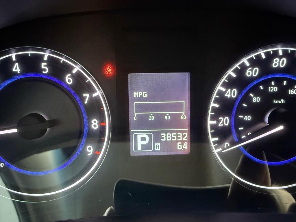 Infiniti G Sedan 37 Sport 6MT 2013