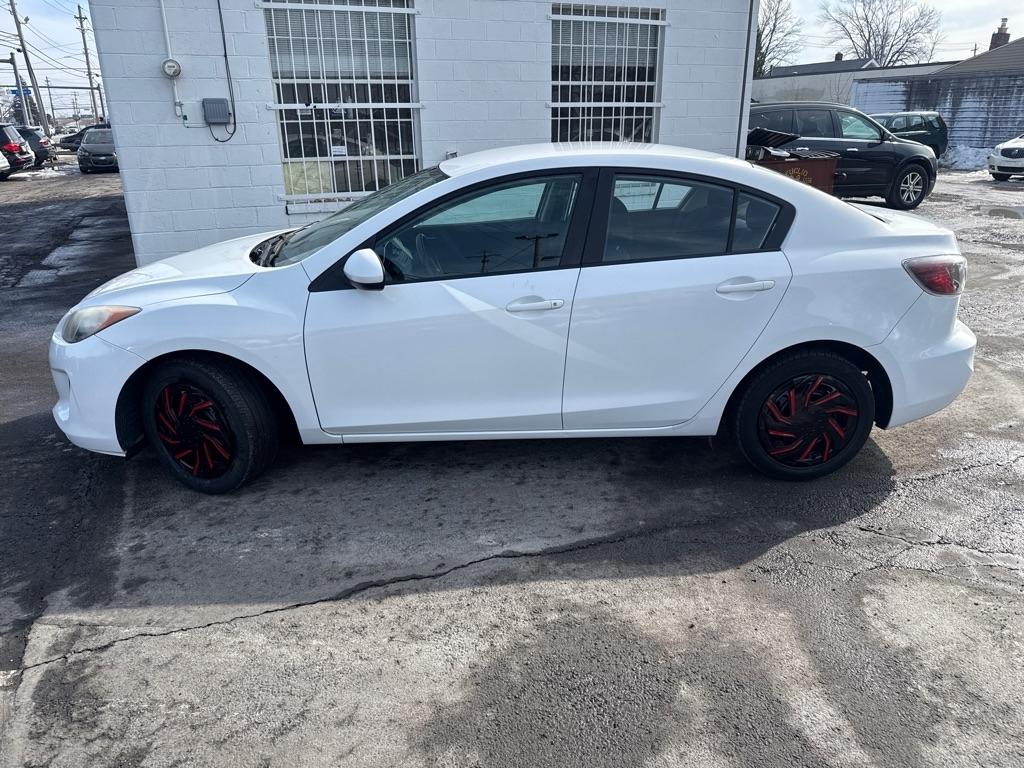 Mazda MAZDA3 i Sport 4-Door 2013