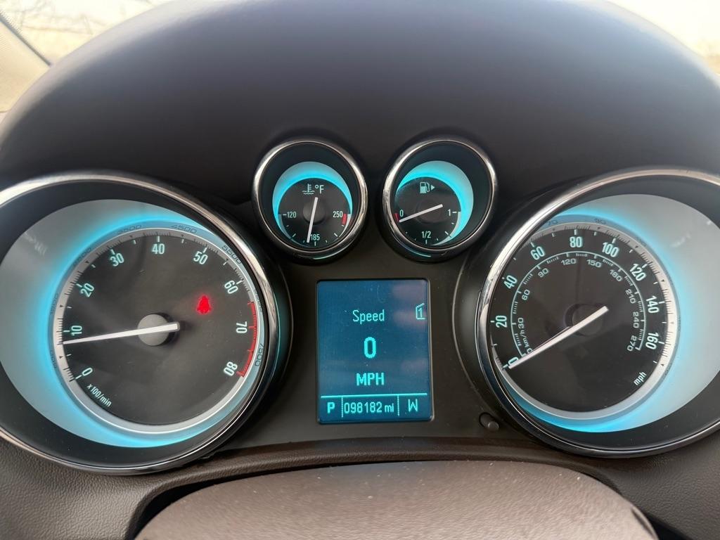 Buick Verano Base 2012