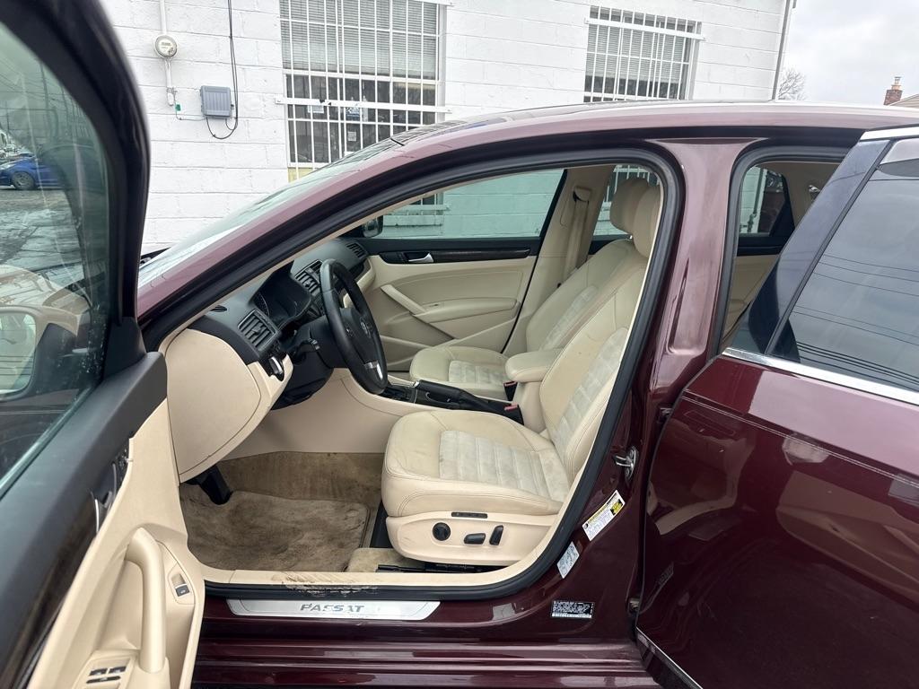 Volkswagen Passat 2.0L TDI SEL Premium 2014