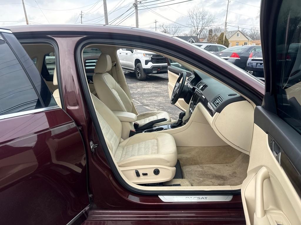 Volkswagen Passat 2.0L TDI SEL Premium 2014