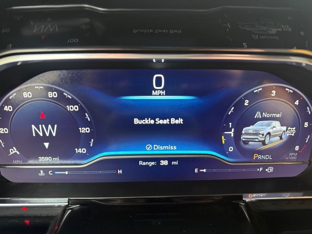 Chevrolet Silverado 1500 LT Crew Cab 4WD 2025