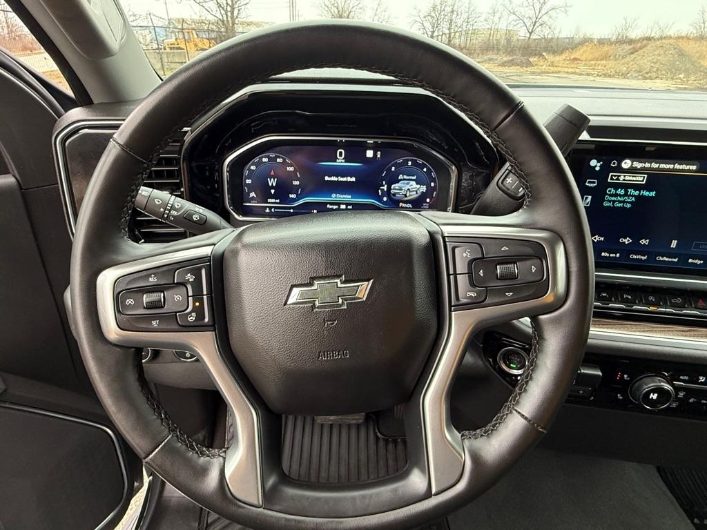 Chevrolet Silverado 1500 LT Crew Cab 4WD 2025