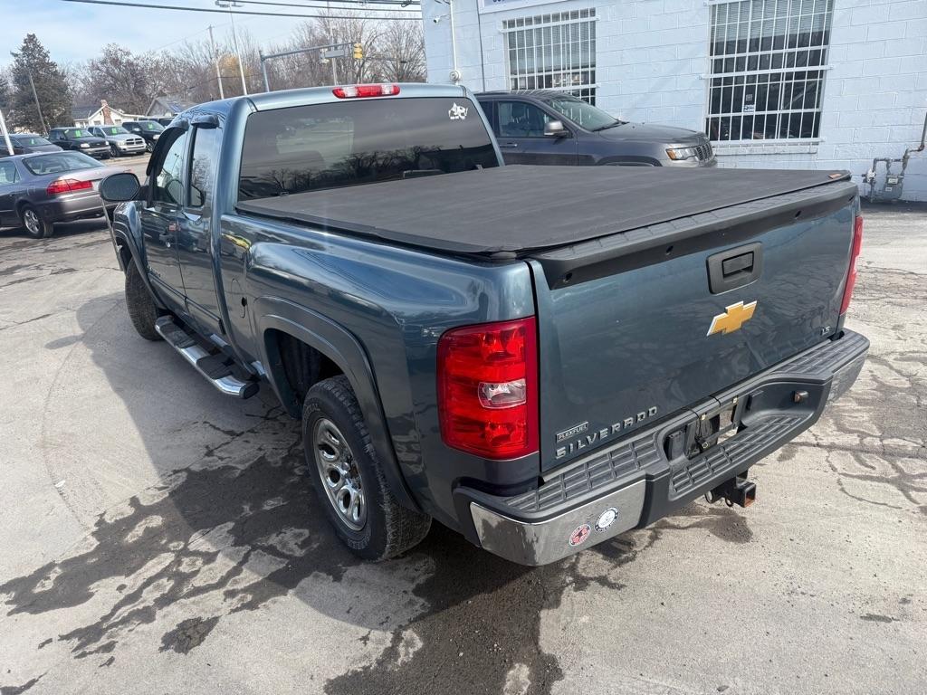 Chevrolet Silverado 1500 LS Extended Cab 2WD 2012