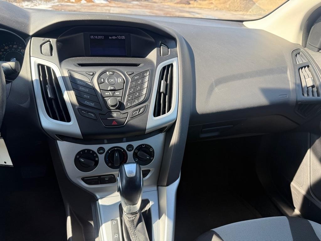 Ford Focus SE Sedan 2012
