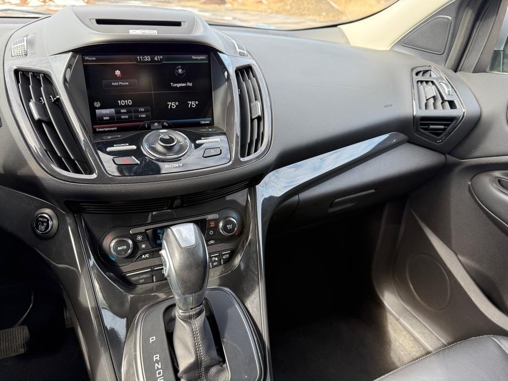 Ford Escape Titanium 4WD 2014