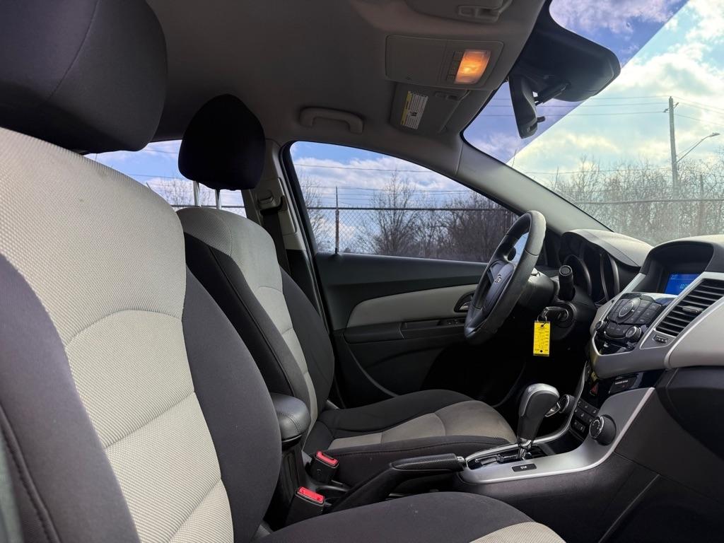 Chevrolet Cruze LS Auto 2014