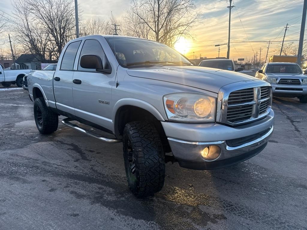 Dodge Ram 1500 ST Quad Cab 4WD 2008