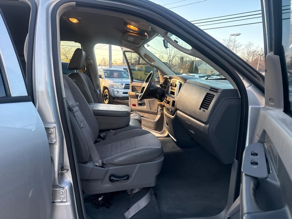 Dodge Ram 1500 ST Quad Cab 4WD 2008