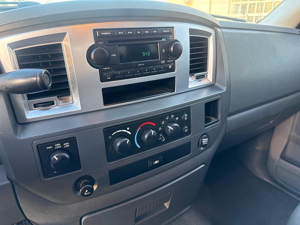 Dodge Ram 1500 ST Quad Cab 4WD 2008