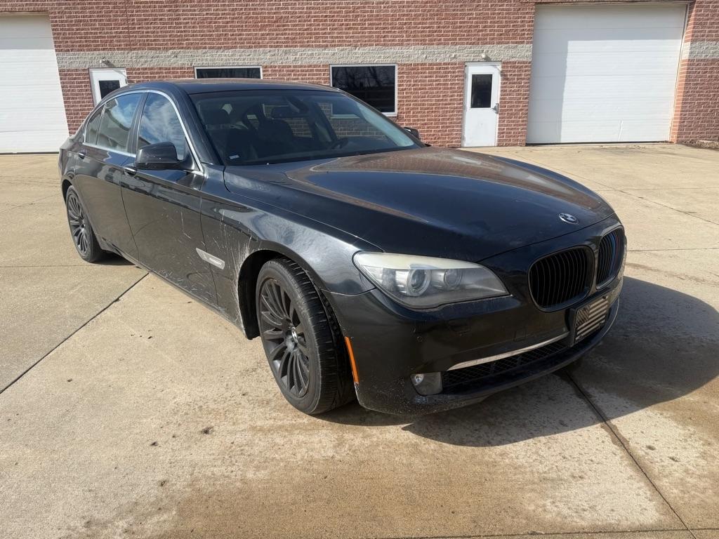 BMW 7-Series 750Li 2012