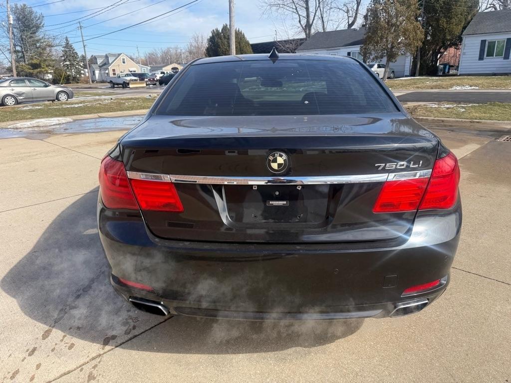 BMW 7-Series 750Li 2012