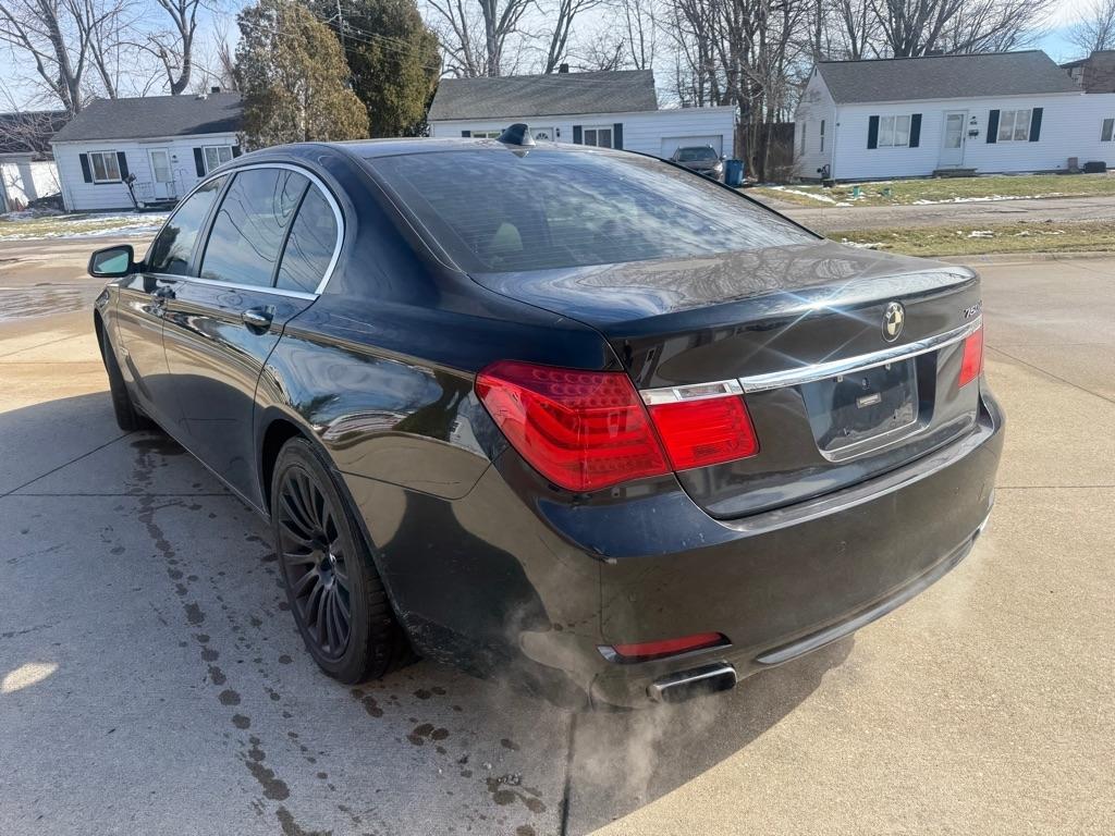 BMW 7-Series 750Li 2012