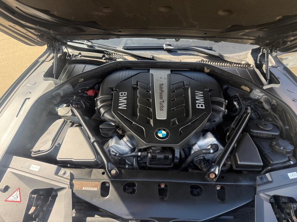 BMW 7-Series 750Li 2012