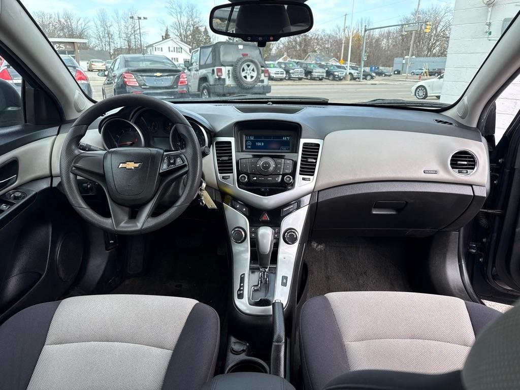Chevrolet Cruze LS Auto 2014